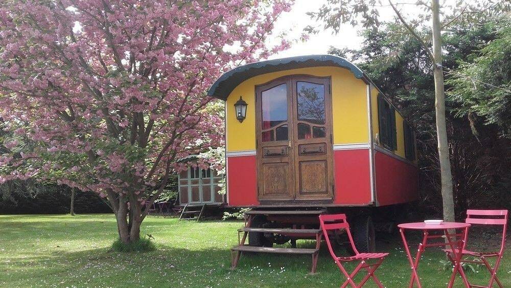 Gasthof Les Roulottes De La Baronnie 2*